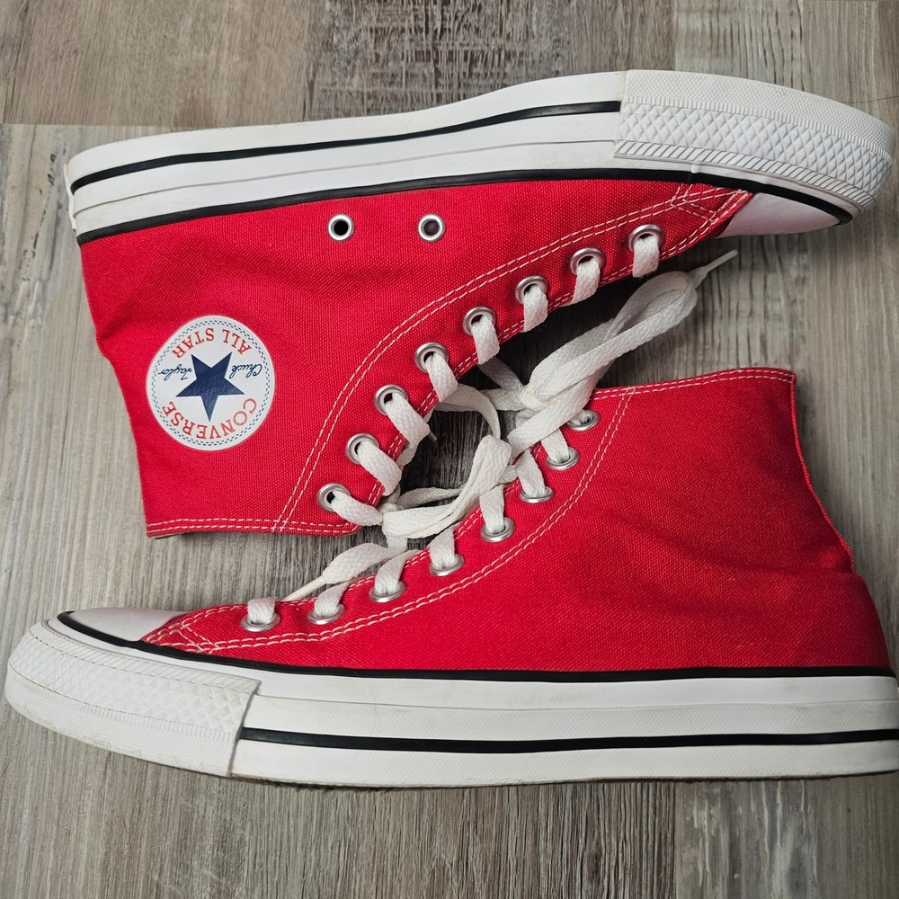 Converse Unisex Chuck Taylor All Star High Top Shoes Men 7 Women 9 Red M9621 - Picture 10 of 13